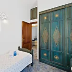Vittoria Villa *