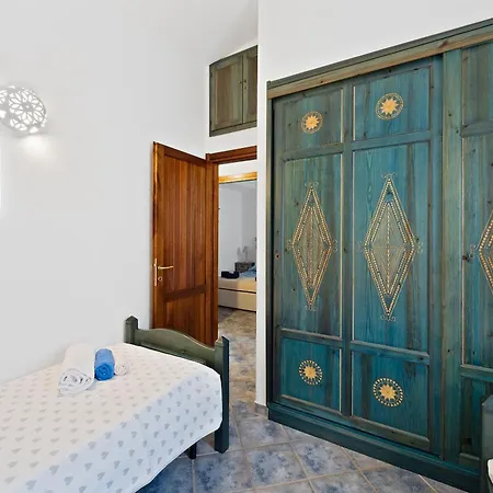 Vittoria Villa *