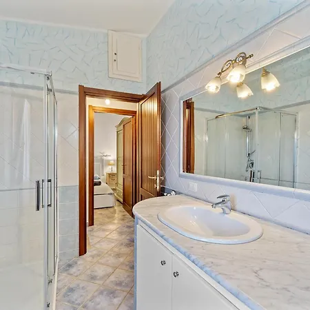 Vittoria Villa *